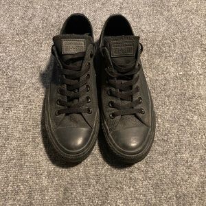 Black converse